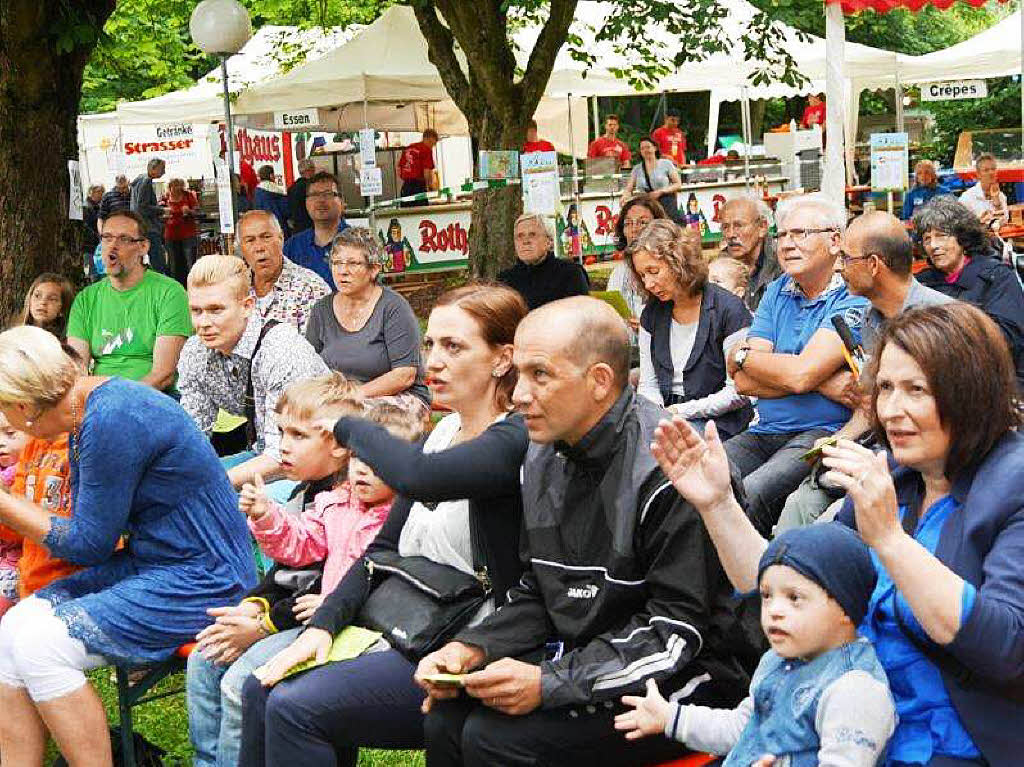 Kunterbunt war das Programm beim Jubilum des Badmattenfests.