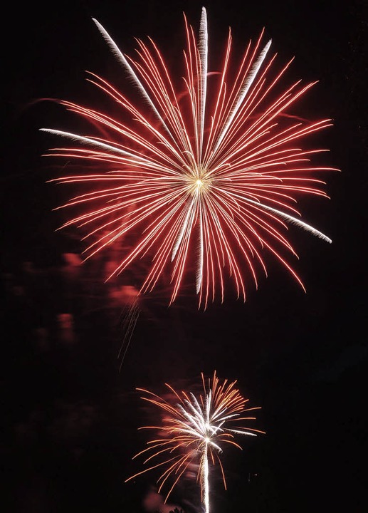Feierlicher Abschluss: Das Feuerwerk Sonntagnacht  | Foto: WOLFGANG KUENSTLE               