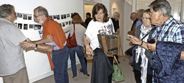 Im Stadtmuseum Hfingen sind in der ak...Leihgaben aus der Bevlkerung ergnzt.  | Foto: Gabi Lendle