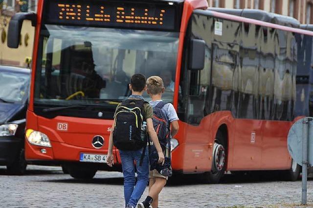 Ortenauer Eltern fordern kostenlose Schlerbefrderung