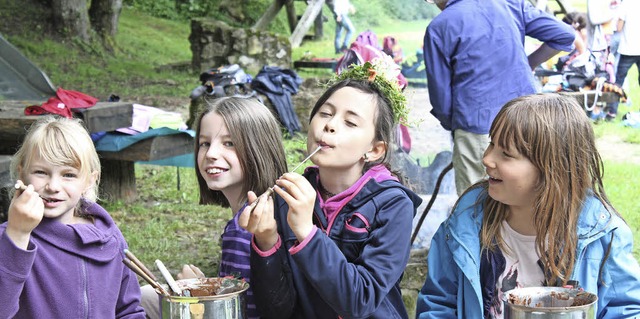 Kruter und Obst mit  Schokolade schmecken einfach gut.   | Foto: Dorothee Kuhlmann