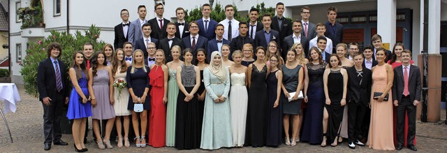 Tolle Feier: Die Abiturientinnen und A...eierten beim Abiball ihr Reifezeugnis.  | Foto: Jrgen Kaltenbacher