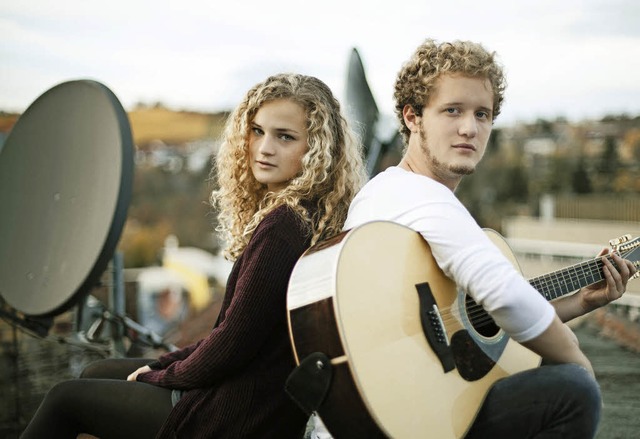 Gefhlvolle Musik: Das Geschwister-Duo...m Rollbhler singt auch eigene Lieder.  | Foto: Veranstalter