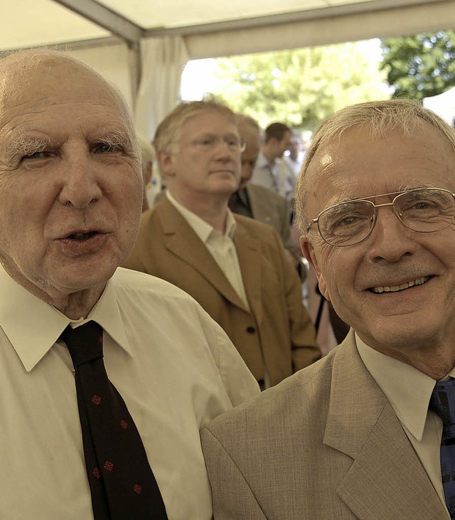 Andr Weber und OB Peter Willmann bei ...ung der Dreilnderbrcke im Jahr 2007   | Foto: Lauber