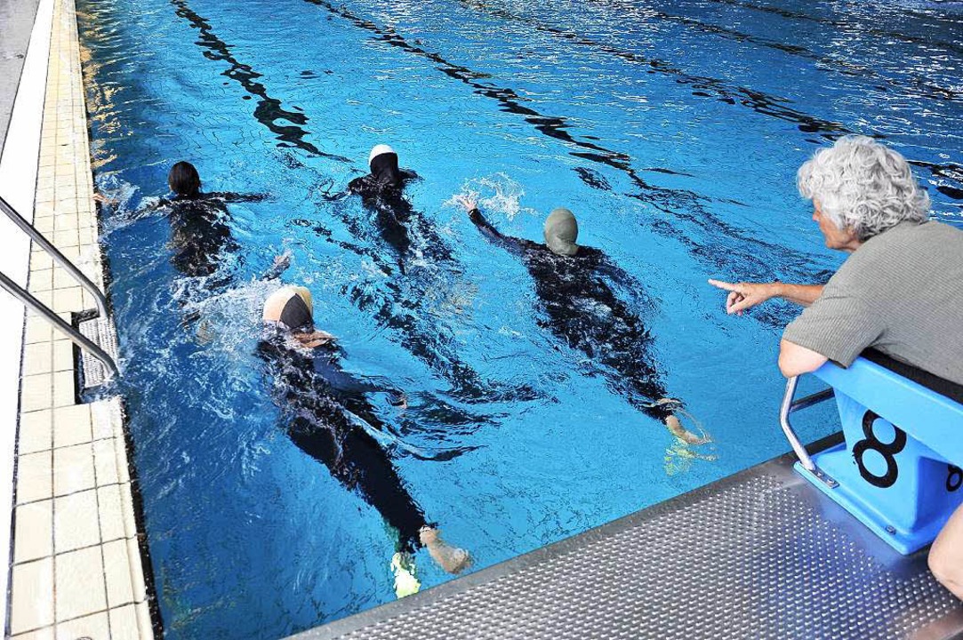 Schwimmunterricht im Burkini  | Foto: Thomas Kunz