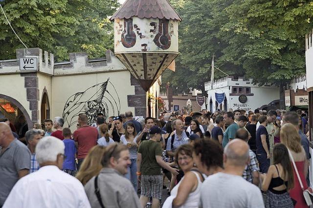 Nepomukfest lockt Tausende Besucher bei hochsommerlichen Temperaturen