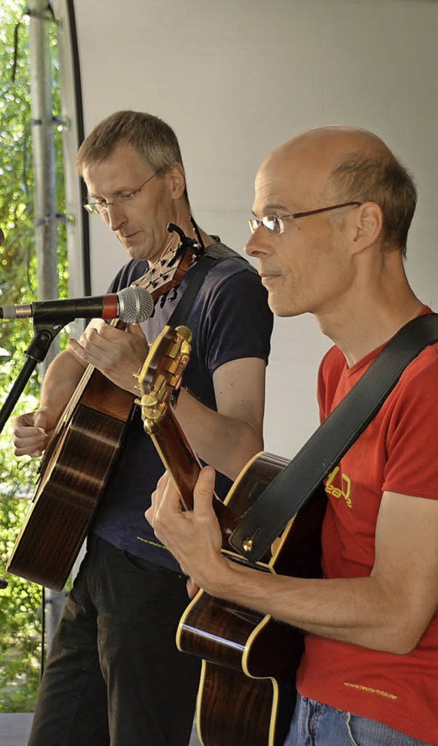 Seit zehn Jahren ein Duo: Stefan Nottbrock (hinten) und Andreas Bcklein    | Foto: Horatio Gollin