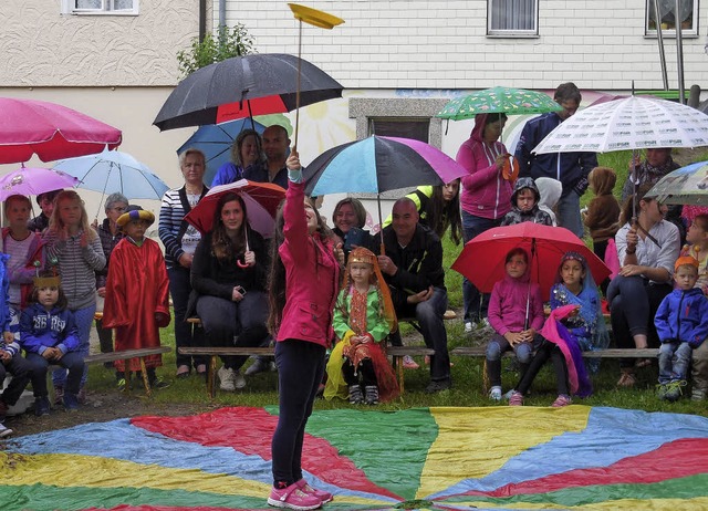 Geschickt balancierte dieses Mdchen e...er Manege im Kindergarten St. Blasien.  | Foto: Privat