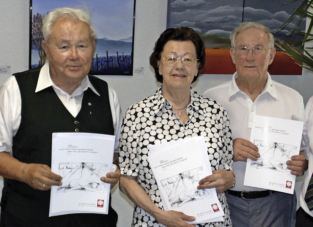 Fr besondere Verdienste wurden die F...und Winfried Klink (von links) geehrt.  | Foto: Michael Gottstein