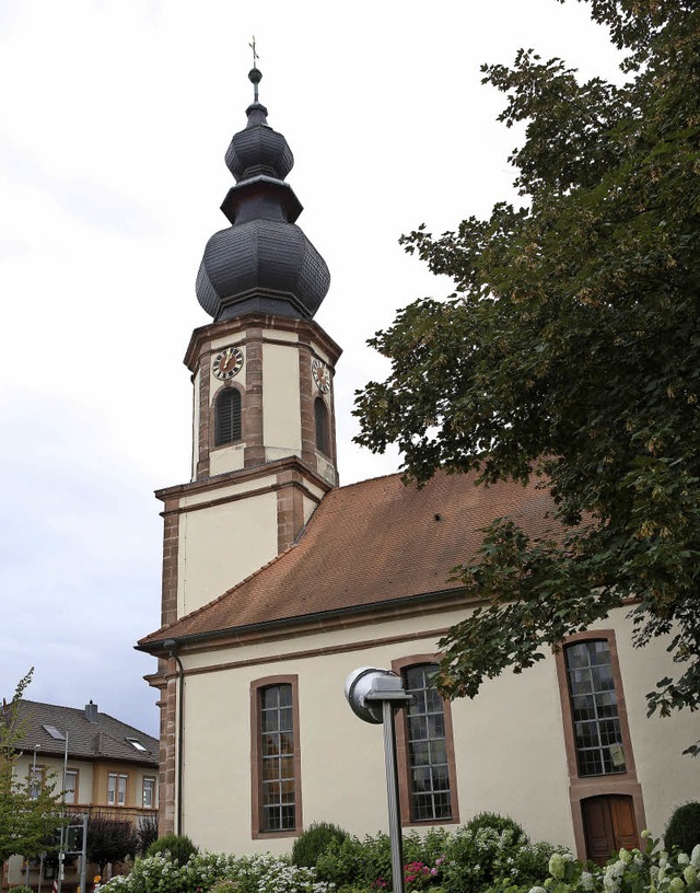 Die evangelische Kirche muss renoviert werden.   | Foto: Chr. Breithaupt