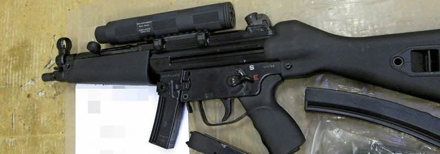 Diese  Waffe aus dem Besitz des Opfers fehlt.   | Foto: Polizei
