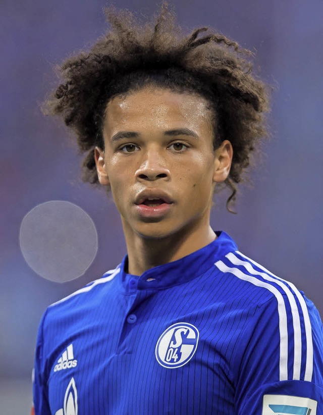Wird er noch beim FC Schalke sein, wen... umworbene Nationalspieler Leroy San   | Foto: dpa