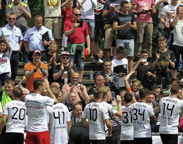 Grund zum Feiern haben die Villinger F...rsten DFB-Pokalrunde auf Schalke 04.    | Foto: hahne