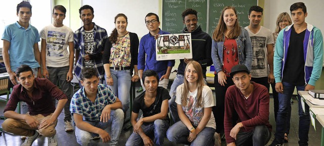 Wirtschaftsgymnasiasten untersttzen die Flchtlingsklasse.   | Foto: Privat