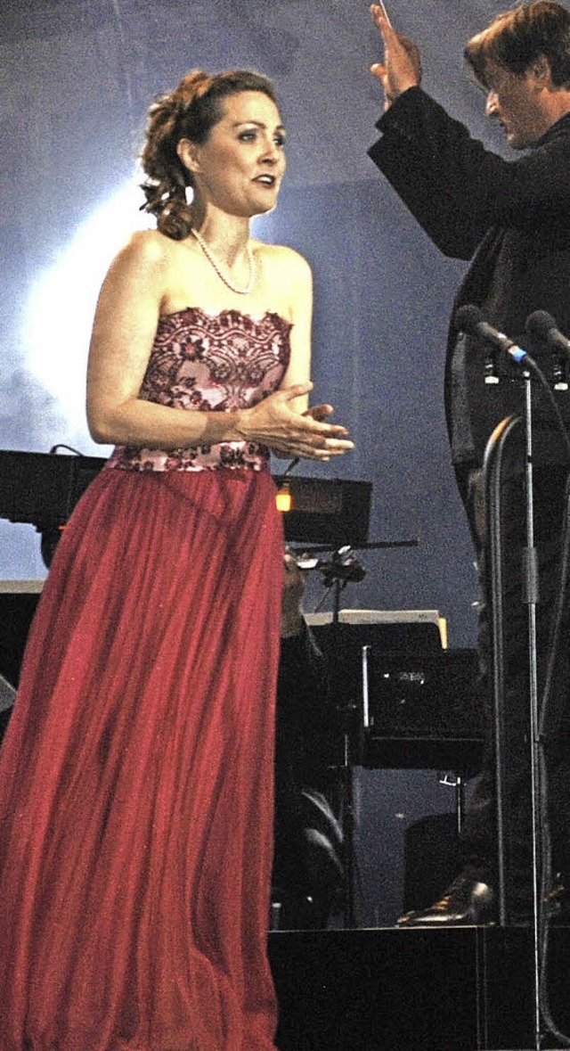 Sopranistin Nathalie Gaudefroy wechsel...217; &#8222;Nuits d&#8217;t&#8220;.   | Foto: Robert Ullmann