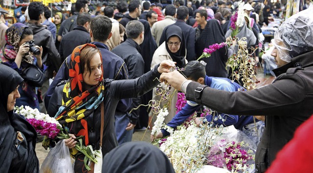 Auf dem Markt von Teheran   | Foto: dpa