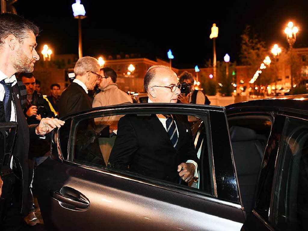 Der franzsische Innenminister Bernard Cazeneuve in Nizza