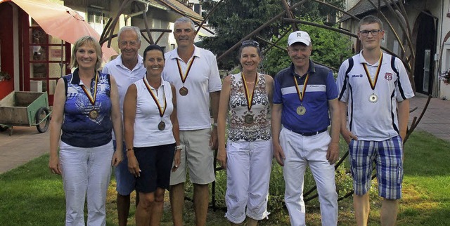 Meistergolfer  (v.li.): Maris Vollmer,...elle Grsch, Wolfgang und Tim Vollmer   | Foto: zvg