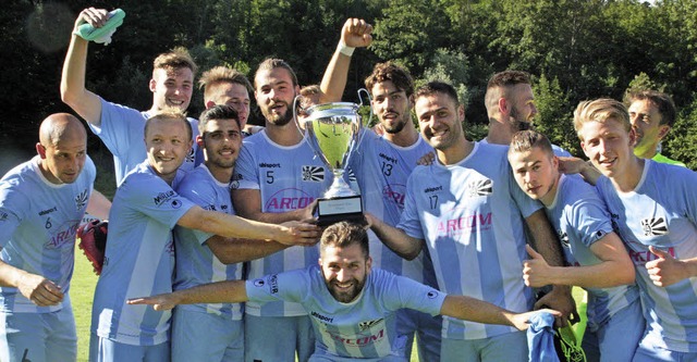 Pokalhelden: Der FC 08 Villingen gewan...15 in Laufenburg  den Grieshaber-Cup.   | Foto: Jrn Kerckhoff