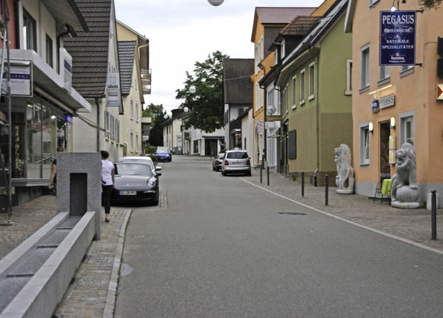 Thema Leerstnde: Fr die Hauptstrae ...e Nutzung als Einzelhandel vorstellen.  | Foto: Martin Pfefferle