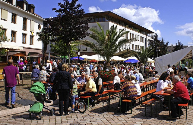 Stets gut besucht: der Sonneplatz in Gundelfingen beim jhrlichen Dorffest   | Foto: Veranstalter