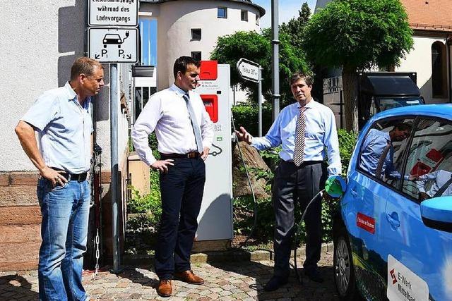 Erste Tankstelle fr Elektrofahrzeuge in Friesenheim