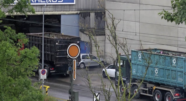 Bei der Anlieferung von Schrott ins Ba...rt die  Firma Rhenus in die Kritik.    | Foto: Messmann