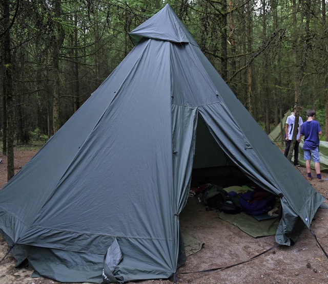 Fr die Jugendwehr ist am Wochenende Camping angesagt.  | Foto: DPA