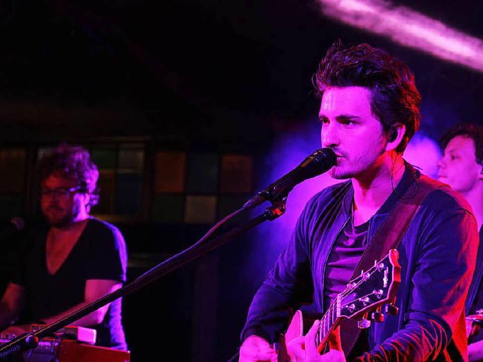 Philipp Dittberner &amp; Band im ZMF-Spiegelzelt  | Foto: Joshua Kocher