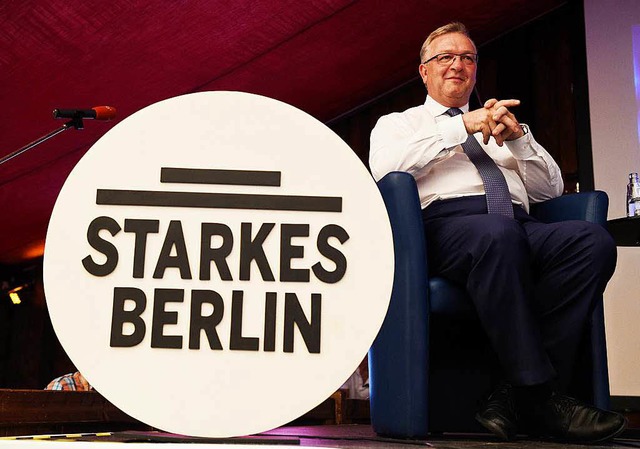 CDU-Spitzenkandidat Henkel bei der Wahlkampfauftaktveranstaltung.  | Foto: dpa