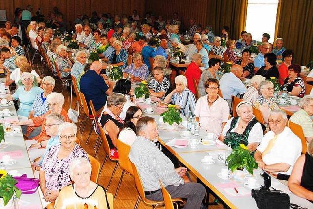 Bunter Start in den Senioren-Sommer