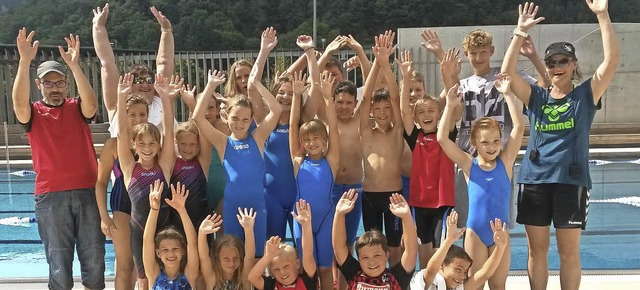 Die Schwimmer des TV Neustadt boten in...ugende Leistungen im 50-Meter-Becken.   | Foto: kerstin schwr