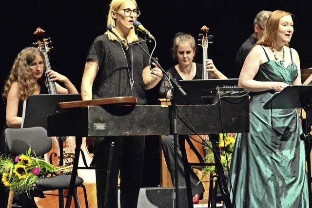 Mine, Dorothee Mields und die Berliner Lautten Compagney mit Monteverdi-Projekt im Lrracher Burghof