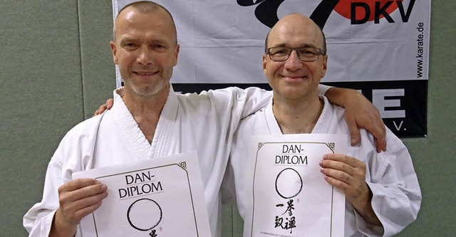 <BZ-FotoAnlauf>Karate: </BZ-FotoAnlauf> Jrgen Kopf (links)  und Gerd Wildt  | Foto: Verein