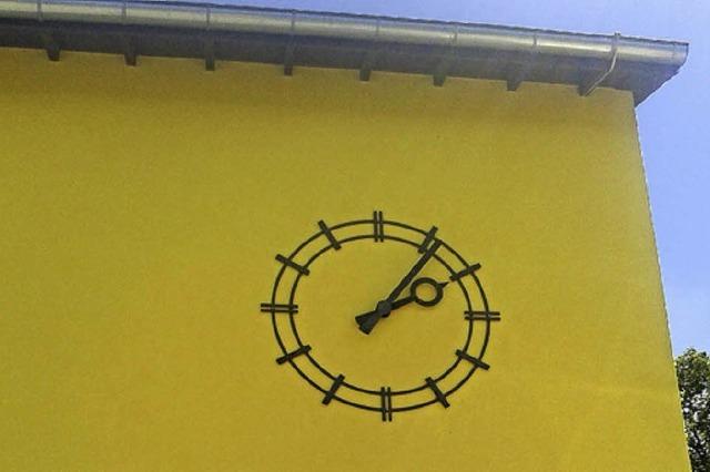 TALBLICK: Wer hat an der Uhr gedreht?