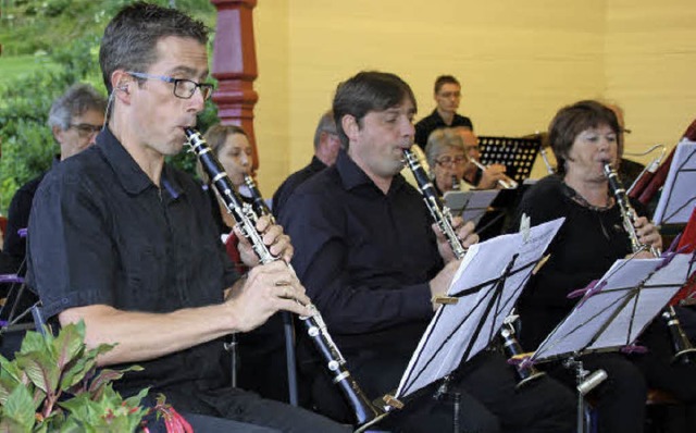 Die Southern Brussels Concertband  bot...chsvolles und unterhaltsames  Konzert.  | Foto: Andreas Bhm