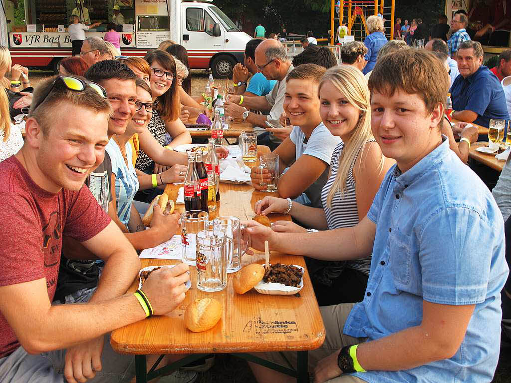 Vom Sommer verwhnt: Das Lichterfest Bad Bellingen war bunt, musikalisch top, mit vielen Attraktionen und stimmungsvoll.