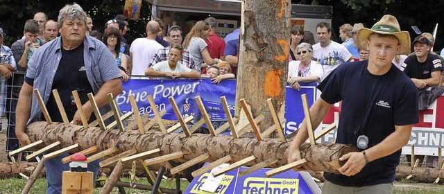Bei den Holzfllermeisterschaften hei...zu Kraft muss auch Perfektion kommen.   | Foto: heidi fssel
