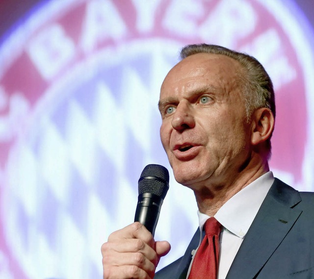 Immer besorgt um (seinen?) Verein: Karl-Heinz-Rummenigge   | Foto: dpa