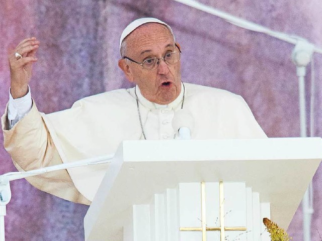 Papst Franziskus bei einer Zeremonie beim Weltjugendtag in Krakau  | Foto: dpa