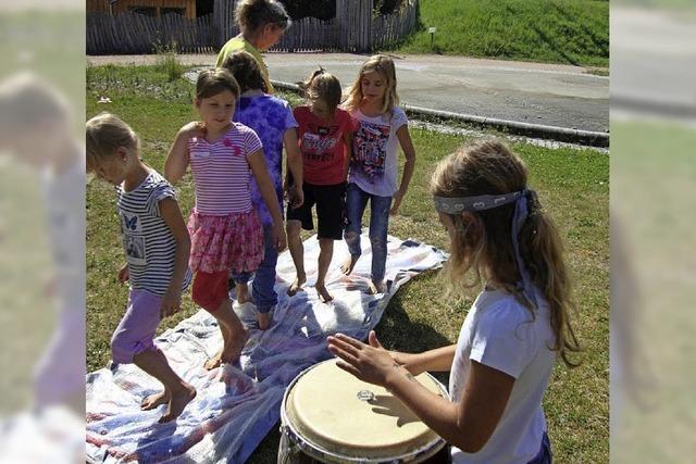 Mit Fen filzen macht Mdchen Spa