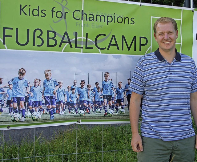 Robert Uhlmann freut sich auf das Kids for Champions Fuballcamp   | Foto: Petra Wunderle