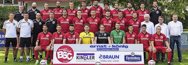 Die Mannschaft des Bahlinger SC trifft...heimischem Rasen auf den SC Freiburg.   | Foto: BSC/Patrick Seeger