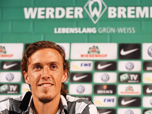 Zurck am alten Arbeitsplatz: Max Kruse  | Foto: dpa