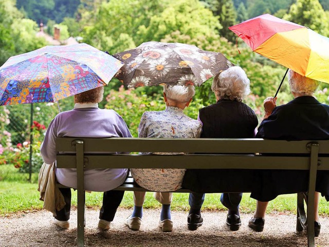 Immer mehr alte Menschen leben in Baden-Wrttemberg  | Foto: dpa