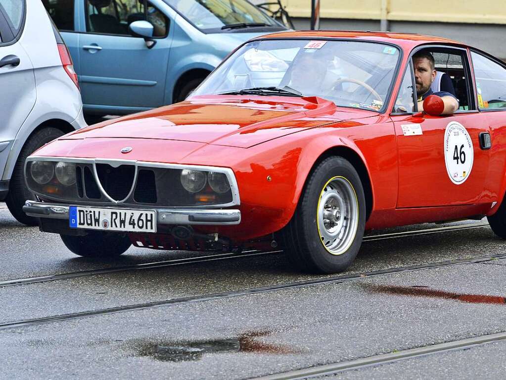 Coole Kisten und flotte Flitzer: Bei der Schauinsland-Klassik gibt’s Oldtimer aus nchster Nhe.