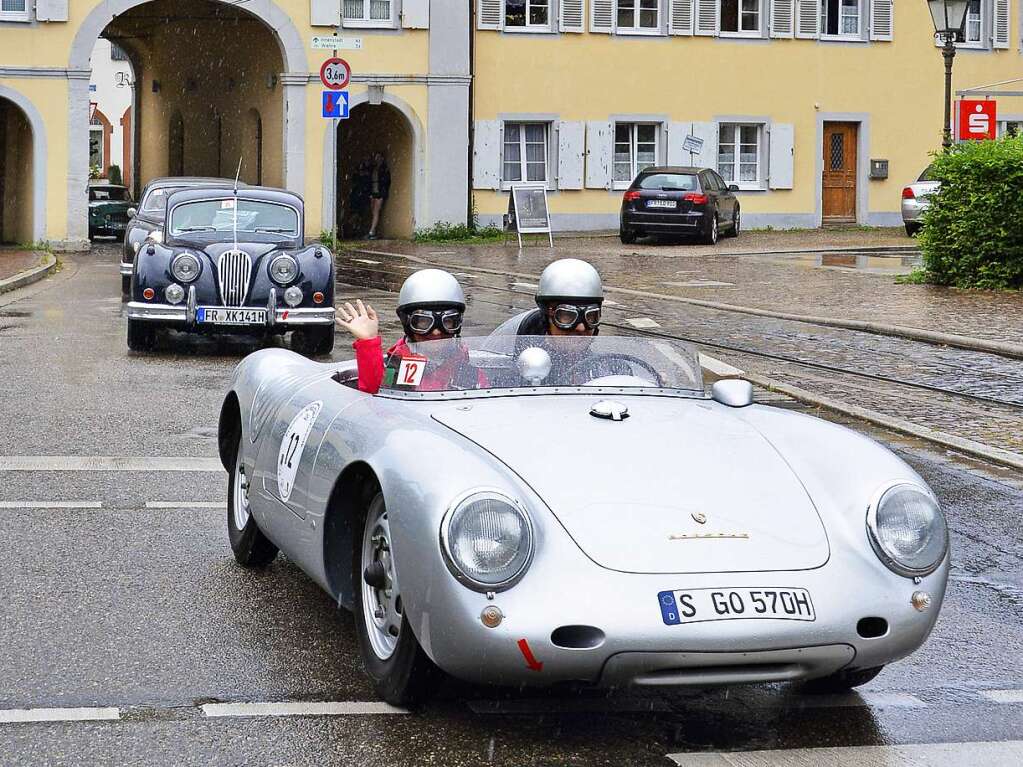 Coole Kisten und flotte Flitzer: Bei der Schauinsland-Klassik gibt’s Oldtimer aus nchster Nhe.