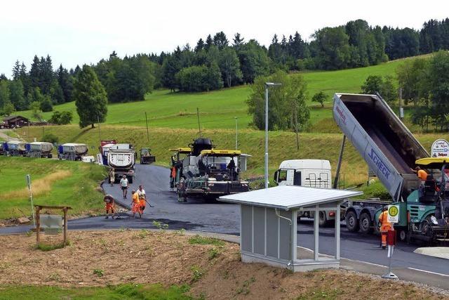Bauarbeiten an der B315 von Lenzkirch nach Holzschlag nähern sich dem Ende