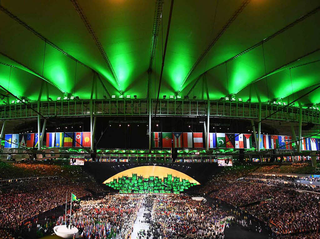 Feuerwerk, Fahnen, Fackel: Die Olympischen Sommerspiele in Brasilien sind erffnet!