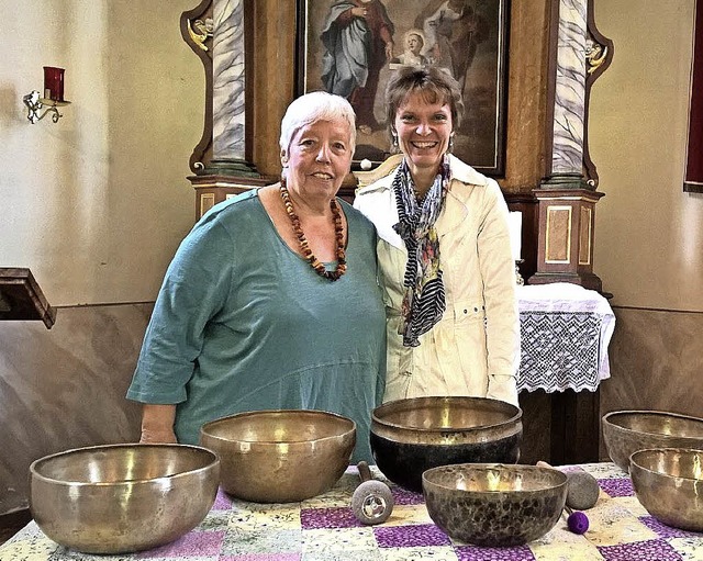 Simone Bernhart und Ursula Munzinger hatten zur Klangmeditation eingeladen   | Foto: Lucia Mller